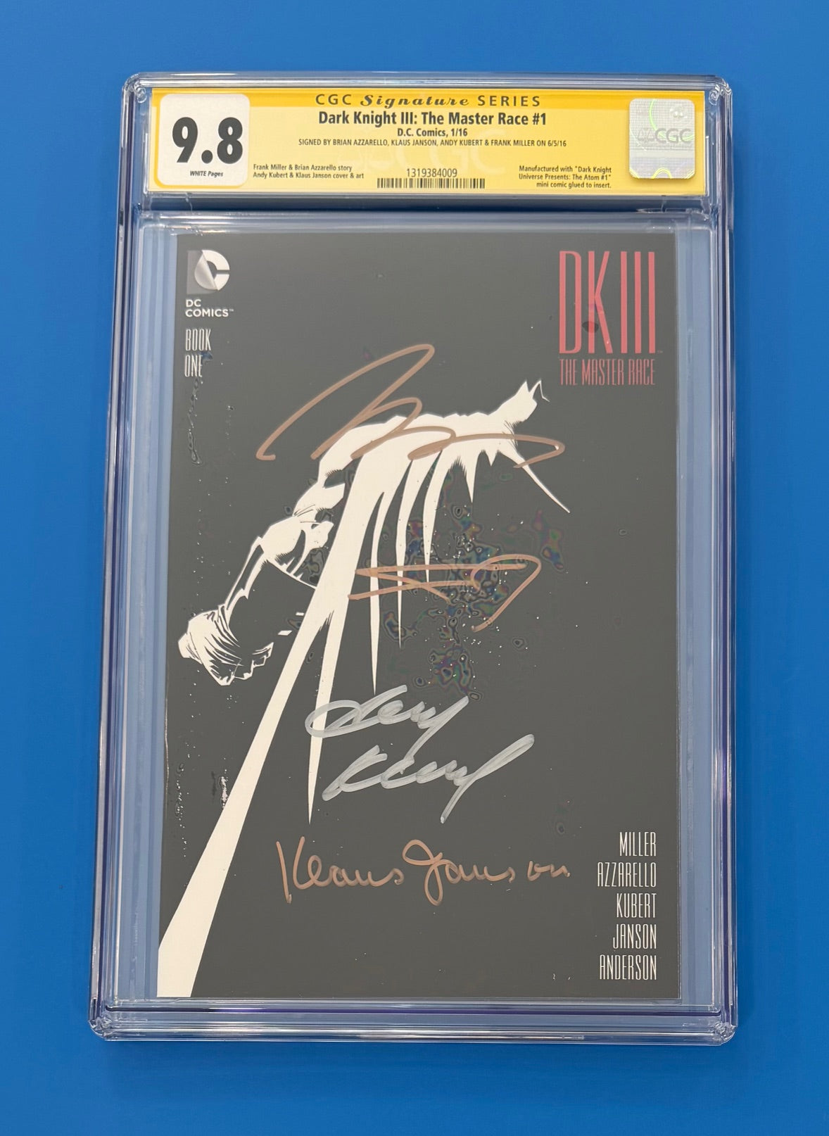 Dark knight III The Master Race #1 Signed X4 CGC 9.8 Miller Kubert Janson Azzarello